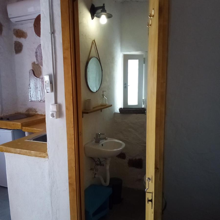 Готель Venduri House Peran Triovasalos Екстер'єр фото