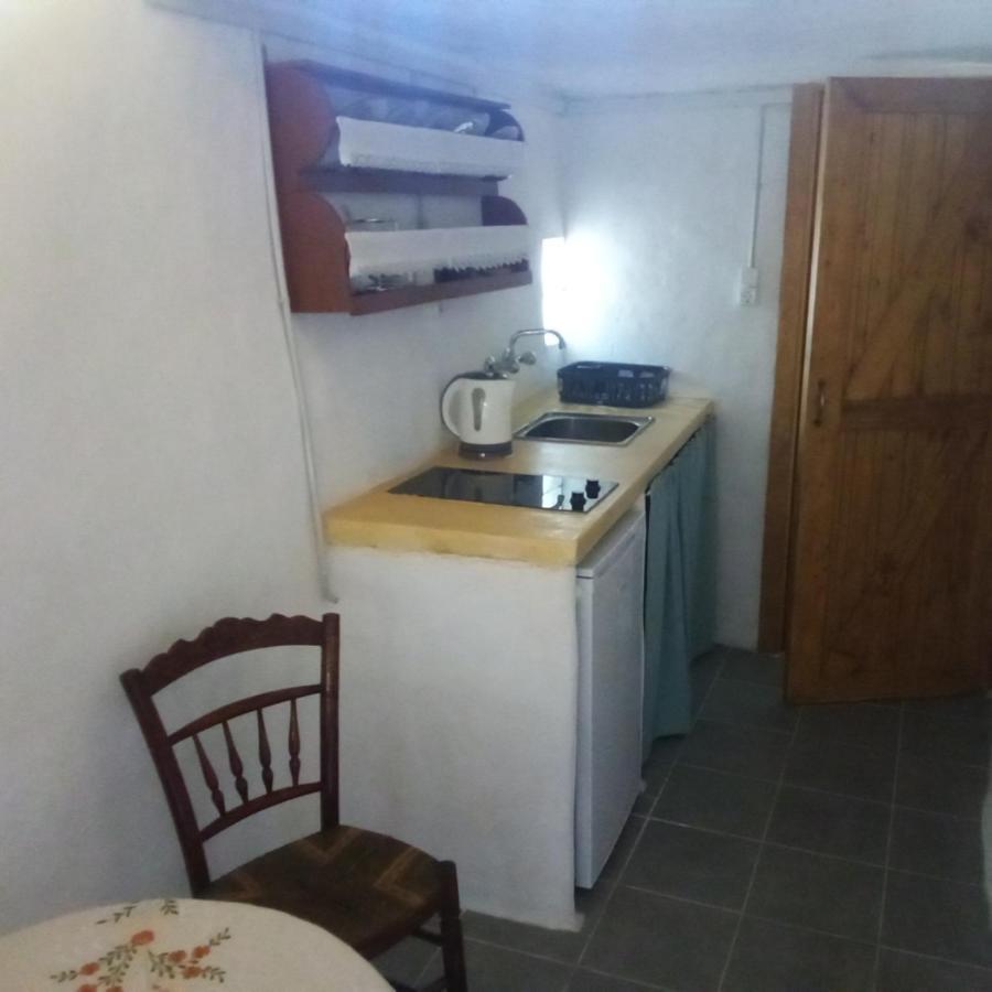 Готель Venduri House Peran Triovasalos Екстер'єр фото
