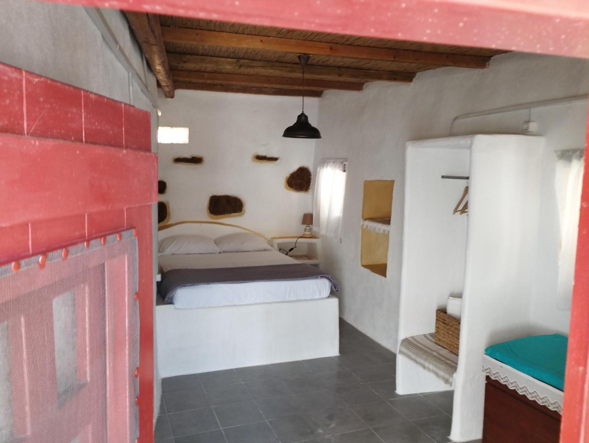 Готель Venduri House Peran Triovasalos Екстер'єр фото